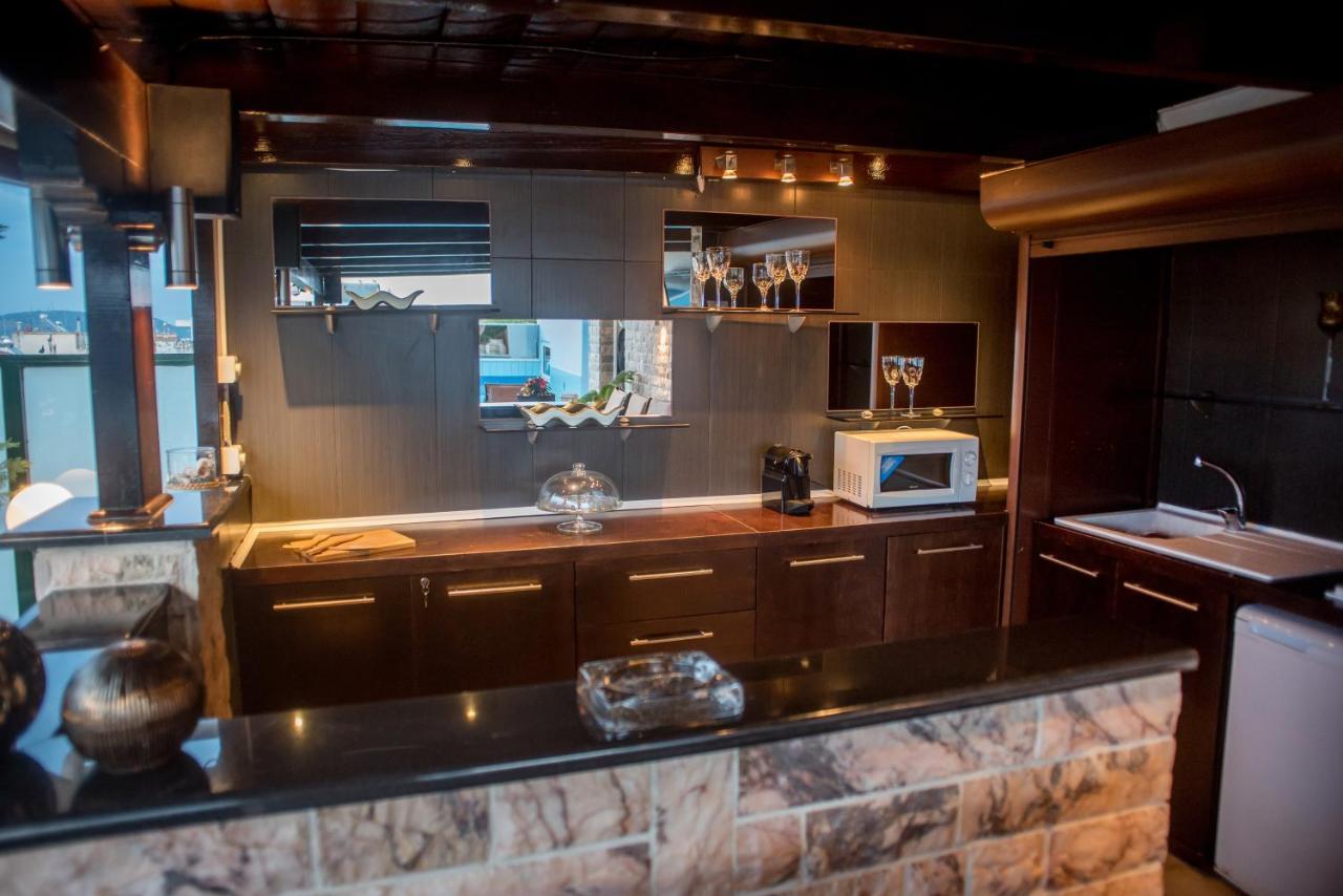 Ferienwohnung Luxury Penthouse With Private Pool Preveza Exterior foto